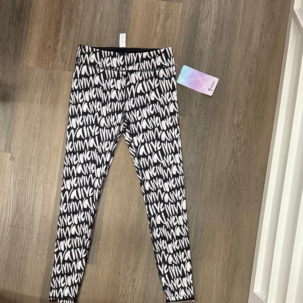 14 NEW Ivivva Leggings